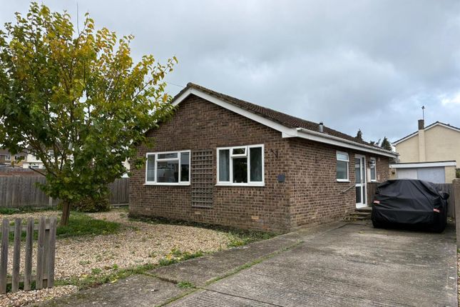 Wessex Road, Stalbridge, Sturminster... 2 bed detached bungalow for sale