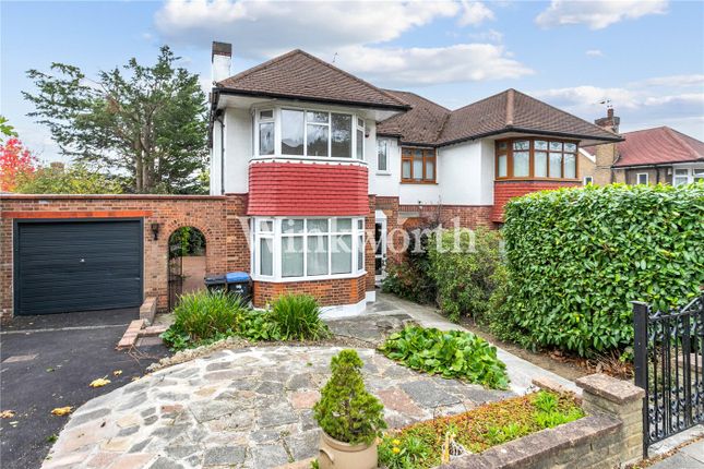 Corri Avenue, London, N14 3 bed end of terrace house for sale