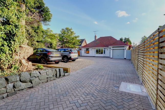 Weston Lane, Bulkington 3 bed detached bungalow for sale
