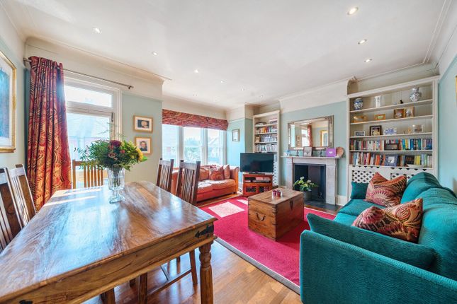 Replingham Road, London, SW18 2 bed flat for sale
