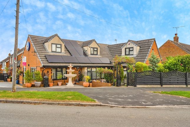 4 bedroom detached bungalow for sale