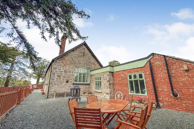 Llandrinio 4 bed detached house for sale