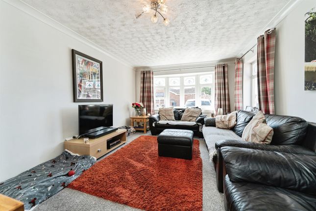3 bed detached bungalow