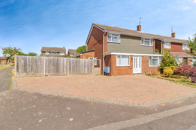4 bed detached house