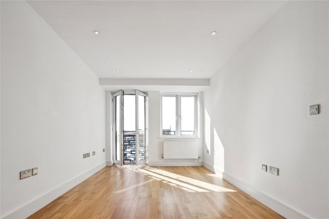 Swanfield Road, Hertfordshire EN8 1 bed apartment for sale