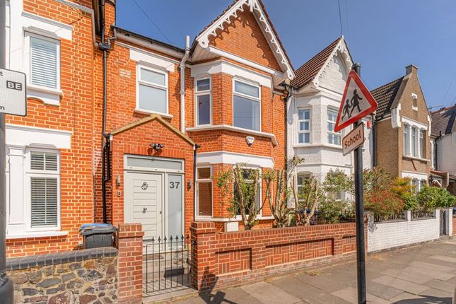 Tottenhall Road, London, N13 3 bed terraced house for sale
