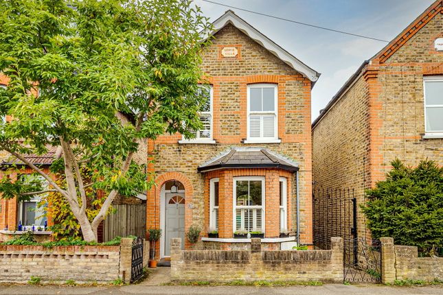 Northcote Road, New Malden KT3 3 bed detached house for sale