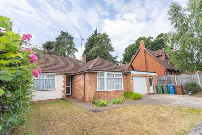 BLACKMOOR WOOD, ASCOT, BERKSHIRE, SL5... 3 bed semi