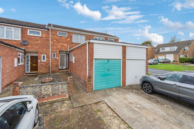 Ireton Court, Thame OX9 3 bed terraced house for sale