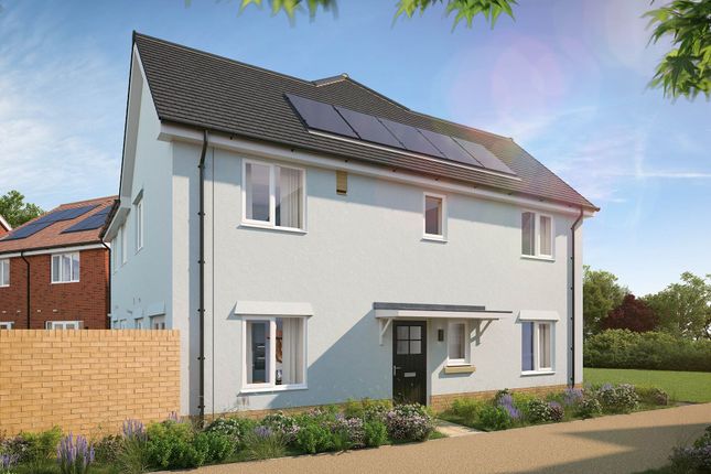 Roundhouse Avenue, Trimley St Martin... 3 bed semi