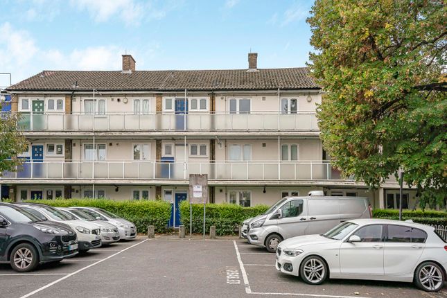 Stevens Avenue, London, E9 2 bed apartment for sale
