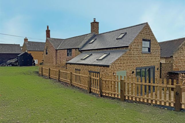 Main Street, Caldecott, Market... 3 bed cottage for sale