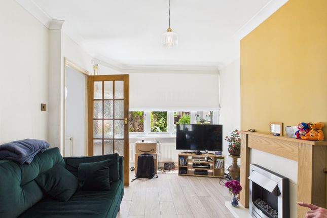Wellington Avenue, Sidcup DA15 4 bed semi
