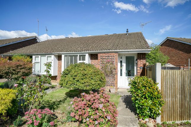 2 bedroom semi-detached bungalow for sale