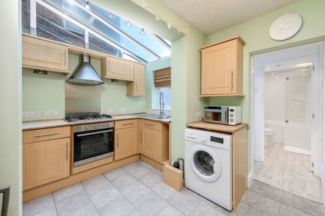 Bridge Street, Grantham NG31 4 bed end of terrace house for sale