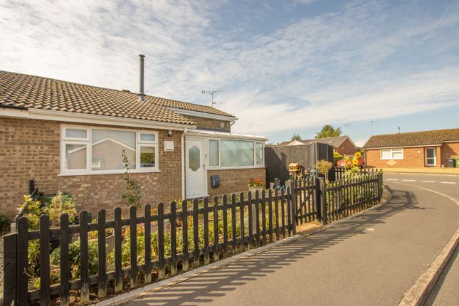 2 bedroom semi-detached bungalow for sale