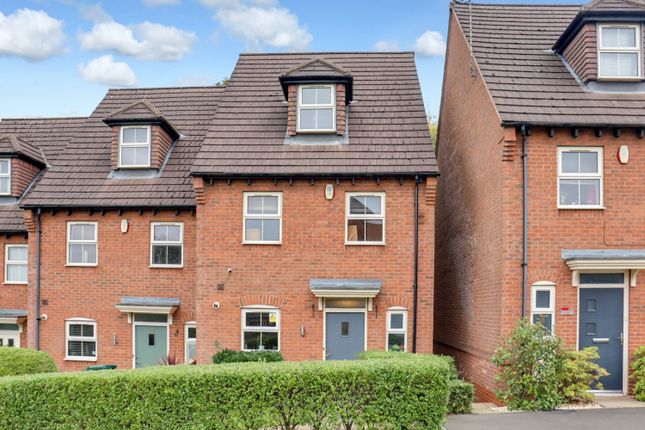 4 bedroom end of terrace house for sale