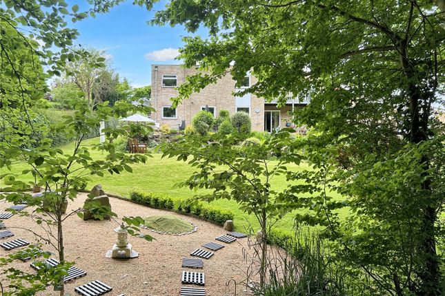 The Ridge, Blunsdon, SN26 4 bed detached house for sale