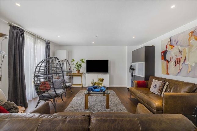 5 bedroom terraced house for sale