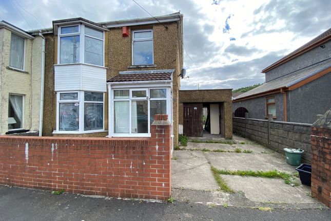 Godfrey Avenue, Glynneath, Neath... 3 bed semi