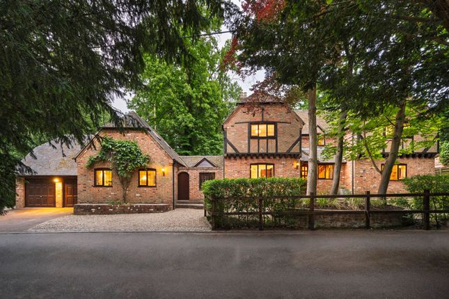Roundabout Lane, Wokingham RG41 5 bed house for sale