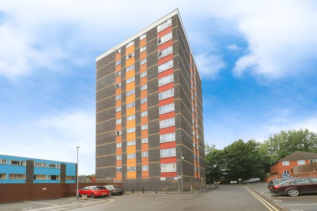 2 bedroom ground floor flat for sale