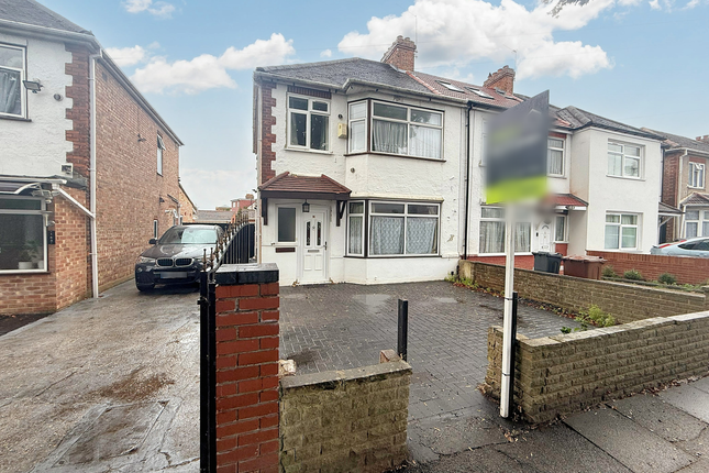 Spring Grove Road, HOUNSLOW TW3 3 bed semi