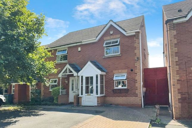 Abbey Close, West Bromwich B71 2 bed terraced house for sale