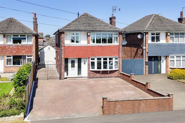 Papplewick Lane, Hucknall NG15 3 bed detached house for sale