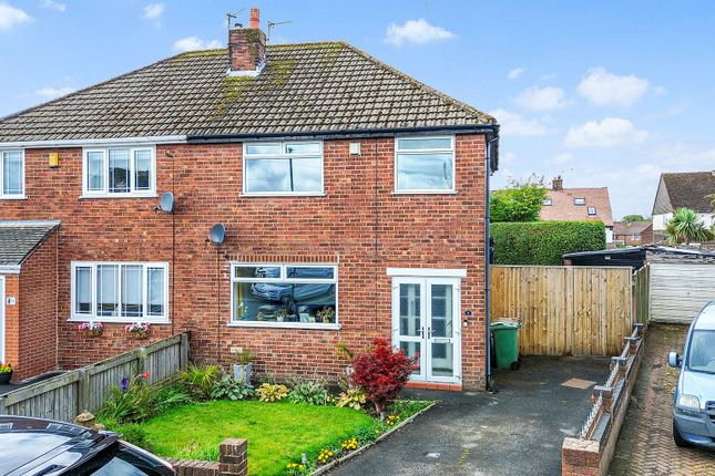 Conway Crescent, Billinge, WN5 3 bed semi