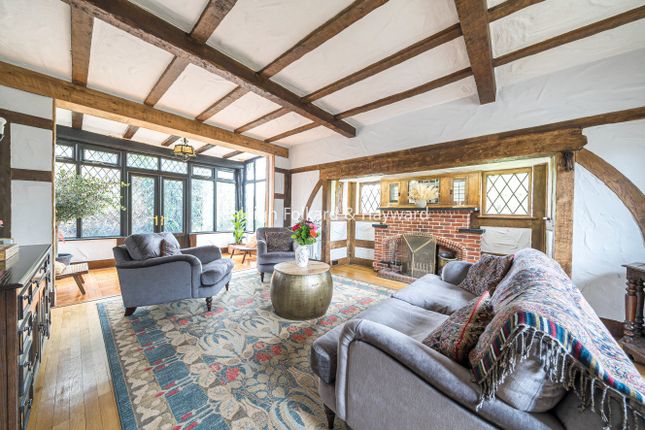 Chislehurst Road, Chislehurst, Kent, BR7 5 bed detached house for sale