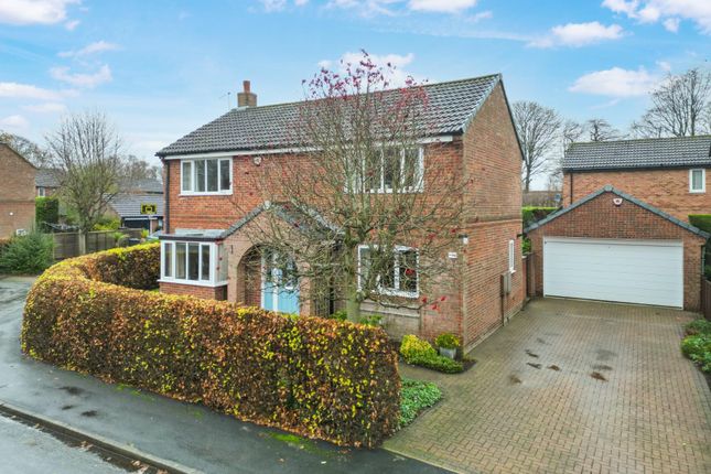Plane Tree Avenue, Leeds, West Yorkshire 4 bed detached house for sale