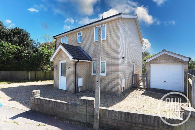 Colville Road, Oulton Broad, NR33 4 bed detached house for sale