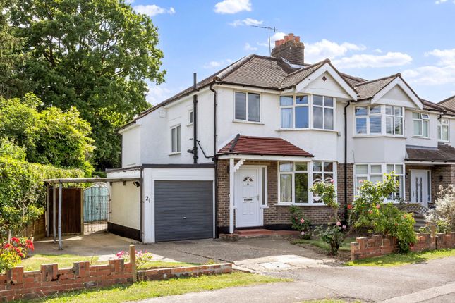Wolverton Gardens, Horley RH6 3 bed semi