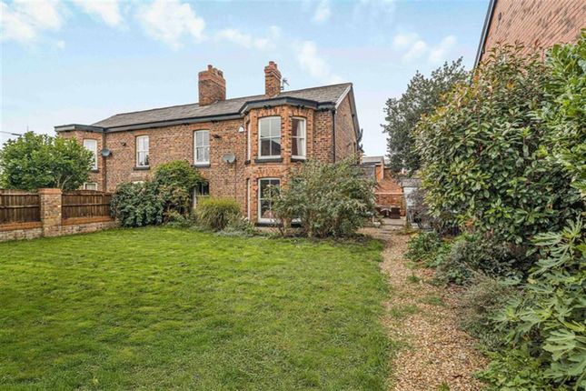 4 bedroom semi-detached house for sale