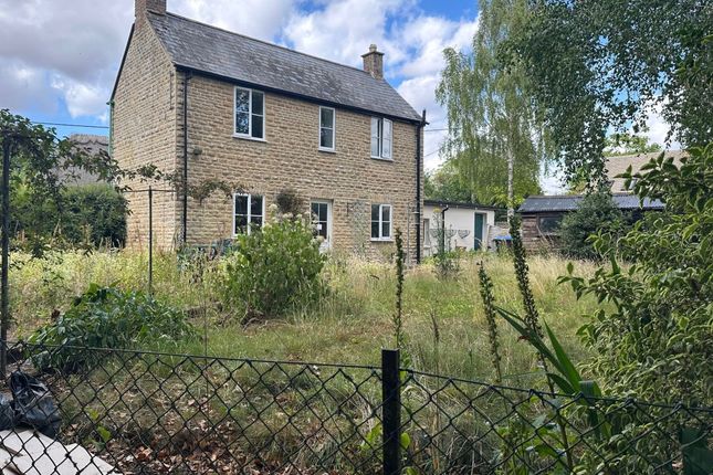 2 bedroom detached house for sale