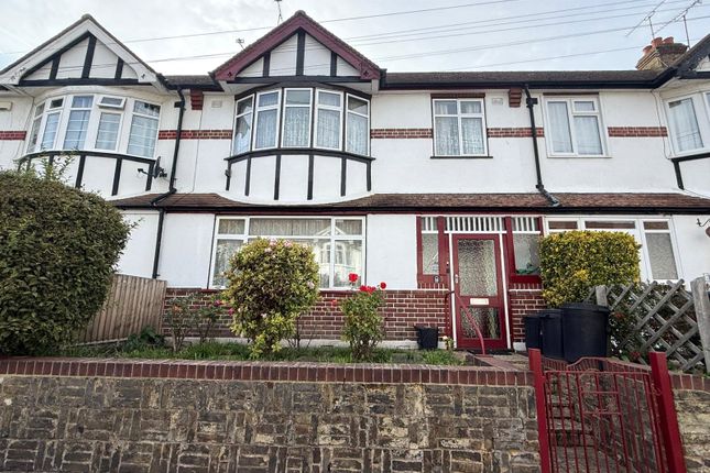 Trosley Avenue, Gravesend, Kent, DA11 3 bed terraced house for sale