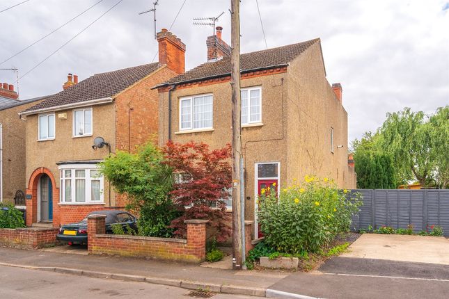 3 bed detached house