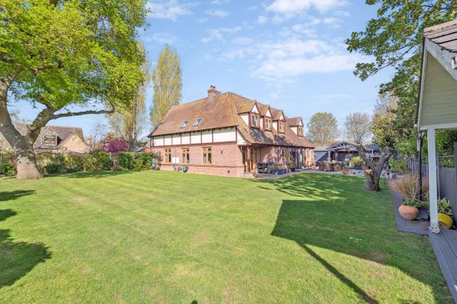 Great North Road, St Neots PE19 5 bed detached house for sale