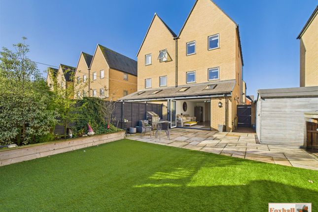 4 bed semi-detached house