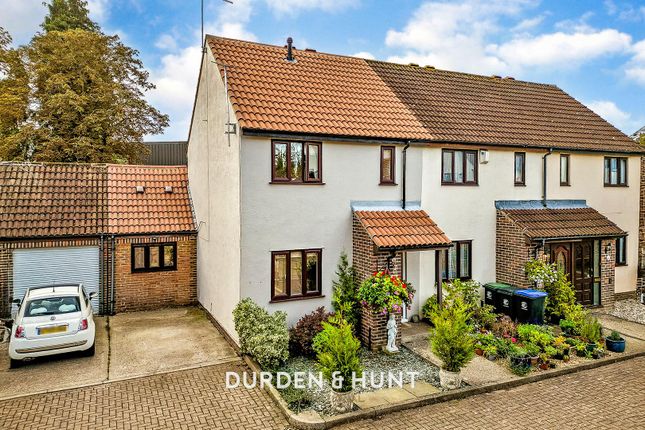 Kilnfield, Ongar, CM5 3 bed end of terrace house for sale