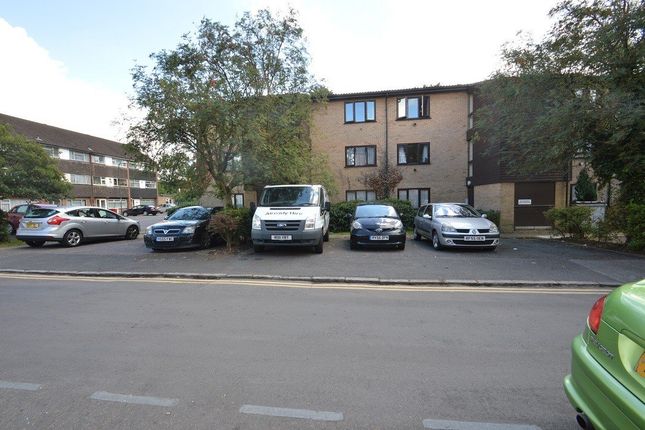 Victoria Road, Slough, Berkshire, SL2 1 bed apartment for sale
