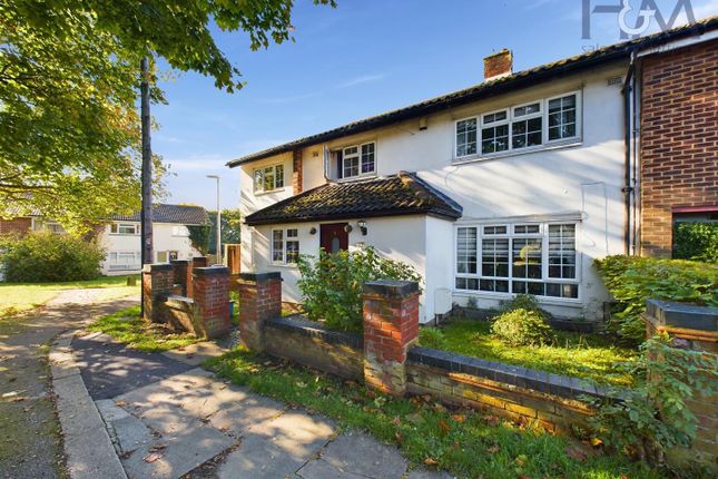 Abbots Grove, Stevenage... 4 bed terraced house for sale