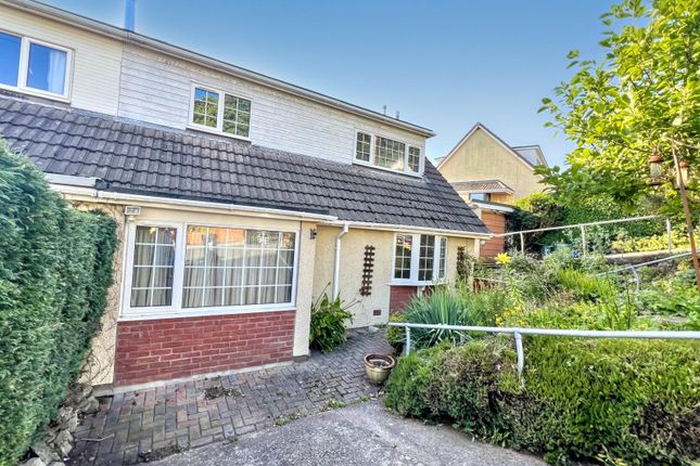 Semi-detached house for sale
