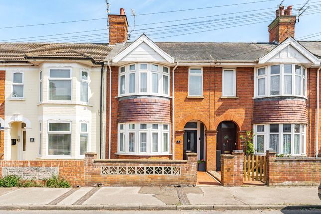 Royal Avenue, Lowestoft 3 bed terraced house for sale