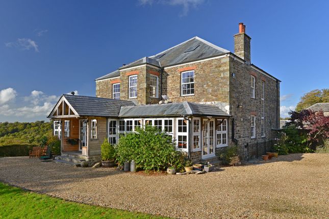 Tavistock PL19 6 bed farm house for sale