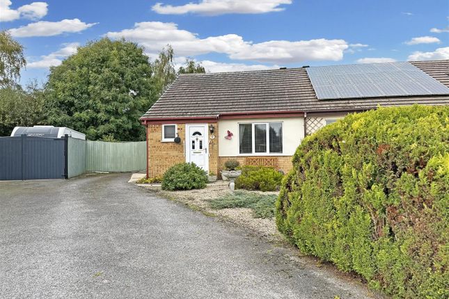 2 bedroom semi-detached bungalow for sale