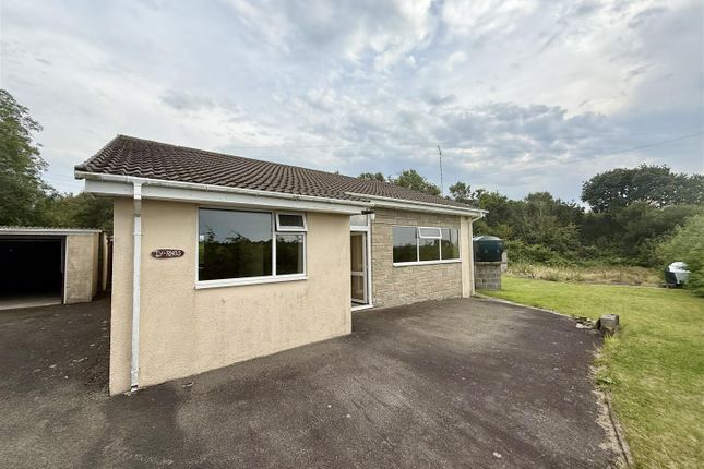 Oakford, Llanarth 3 bed detached bungalow for sale