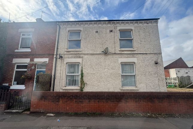 3 bed end terrace house
