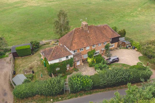 Bull Lane, Gerrards Cross SL9 4 bed semi